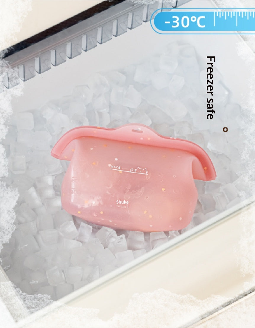 Silicone freezer bag with food